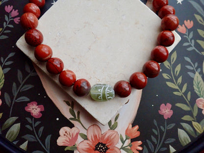 Red Jasper Scarab Necklace, Chunky Beaded Necklace, Scarab Necklace, Gemstone Statement Necklace, Serpentine Pendant, Egyptian Jewelry