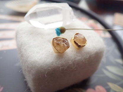Raw Citrine Stud Earrings – 18k Gold Vermeil over Sterling Silver, Hypoallergenic