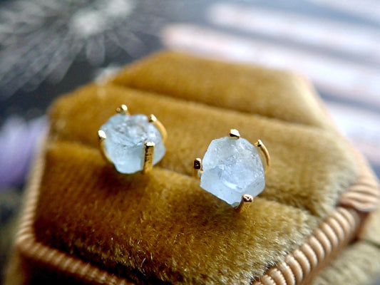 Dainty Raw Aquamarine Earrings – Prong Set in Solid 14k Gold