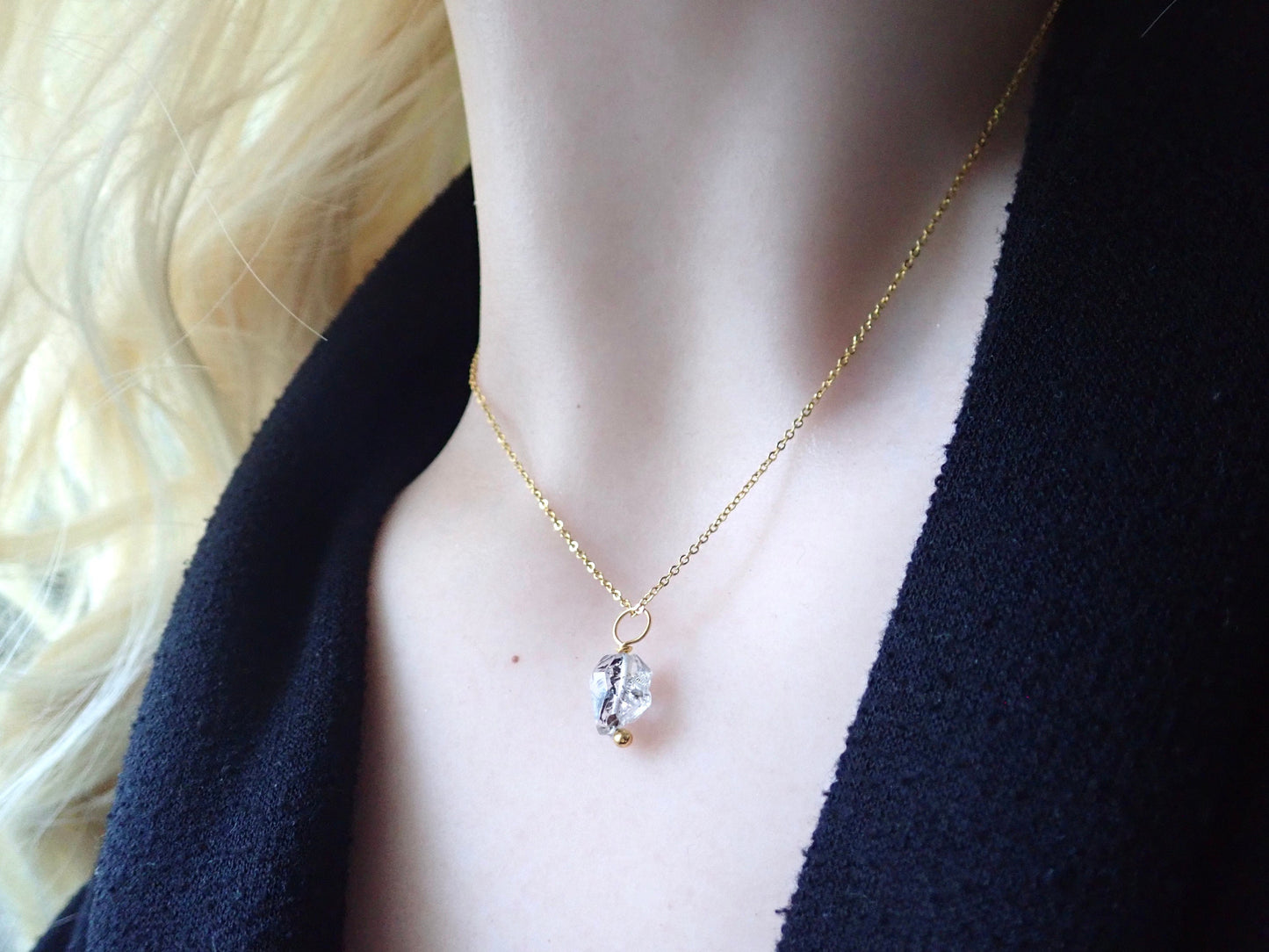 Dainty Herkimer Diamond Pendant Necklace, Raw Diamond Crystal Necklace, April Birthstone Gift for Her,Small Gemstone Layering Necklace