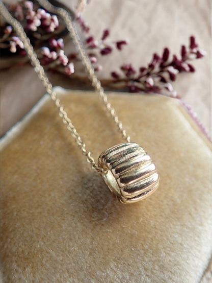 Dainty Gold Fill Necklace, Everyday Layering Necklace, Simple Gold Necklace,Gold Charm Necklace,No Tarnish Necklace, Waterproof Jewelry Gift