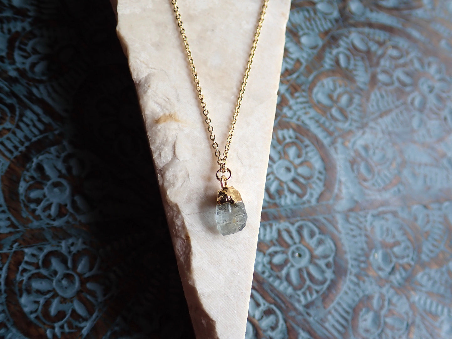 Dainty Aquamarine Pendant Necklace, Raw Crystal Charm Necklace,Natural Aquamarine Jewelry, March Birthstone Gift for Her