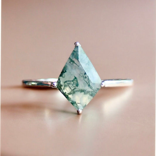 Moss Agate Solitaire Ring Silver - Kite Shaped Gemstone - Engagement Promise Anniversary Ring for Women