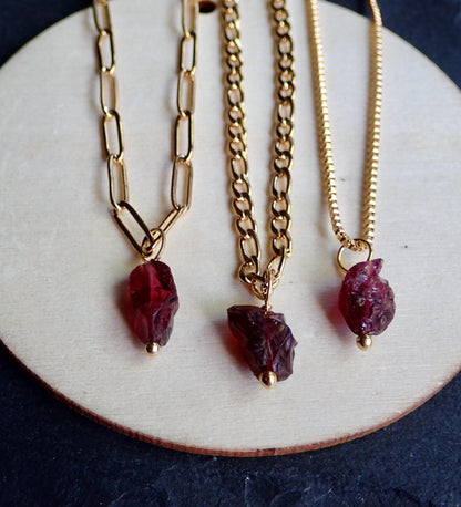 Dainty Raw Garnet Waterproof Necklace in 18k Gold | January Birthstone Jewelry Gift, Natural Gemstone Pendant with Paperclip or Figaro Chain