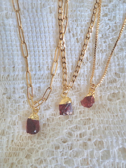 Dainty Raw Garnet Gemstone Necklace – 14k Gold Dipped | Minimalist Birthstone Jewelry