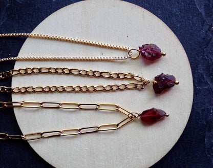 Dainty Raw Garnet Waterproof Necklace in 18k Gold | January Birthstone Jewelry Gift, Natural Gemstone Pendant with Paperclip or Figaro Chain