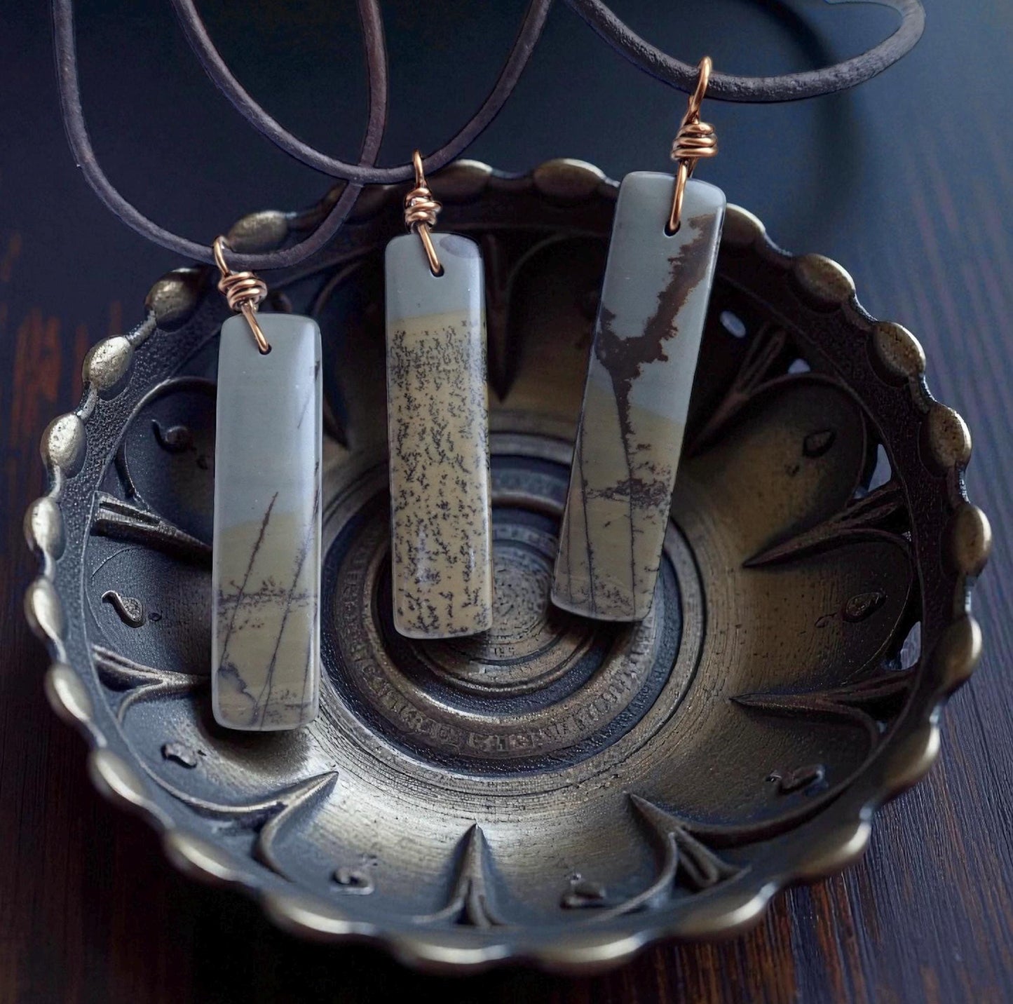 Wild Horse Picture Jasper Necklace for Men – Earthy Stone Pendant on Adjustable Leather Cord,Boho Western Gift for Him