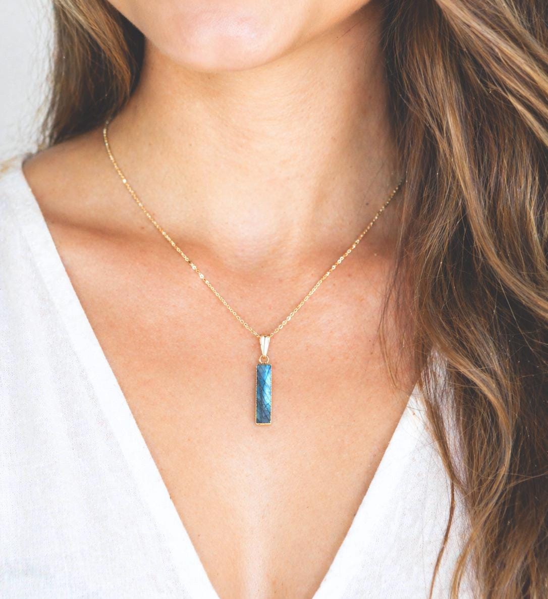 Flashy Labradorite Necklace, Blue Flash Labradorite Pendant, Minimalist Gemstone Bar Necklace