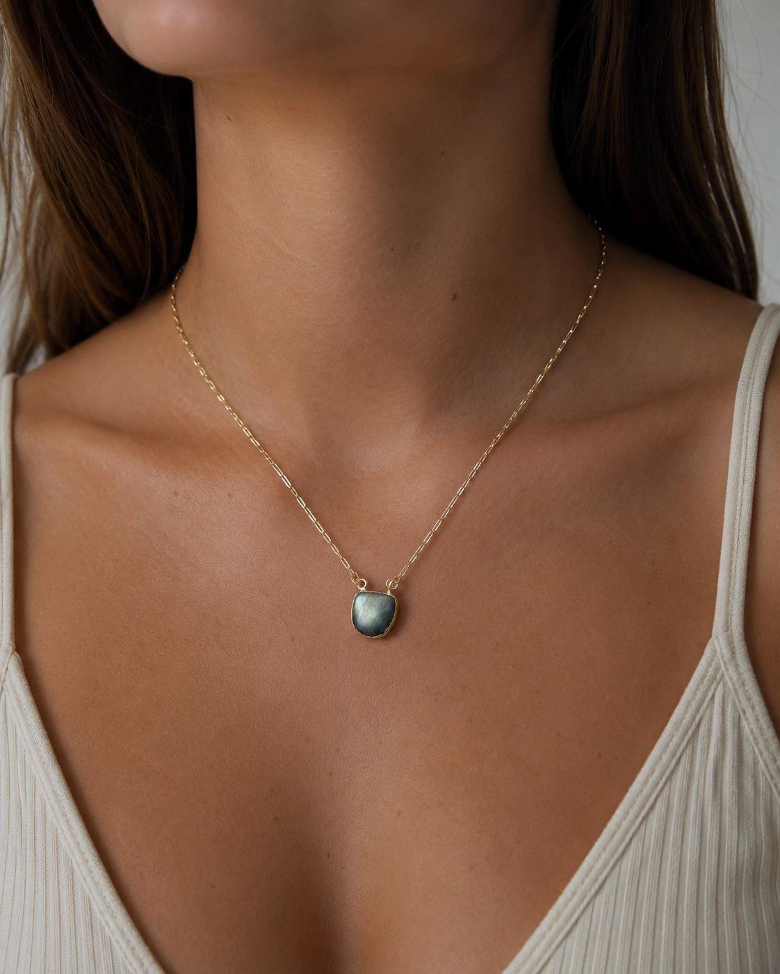 Flashy Labradorite Pendant Necklace, Dainty Labradorite Jewelry, 18k Gold Filled Paperclip Chain, Minimalist Gemstone Necklace,Gift for Her