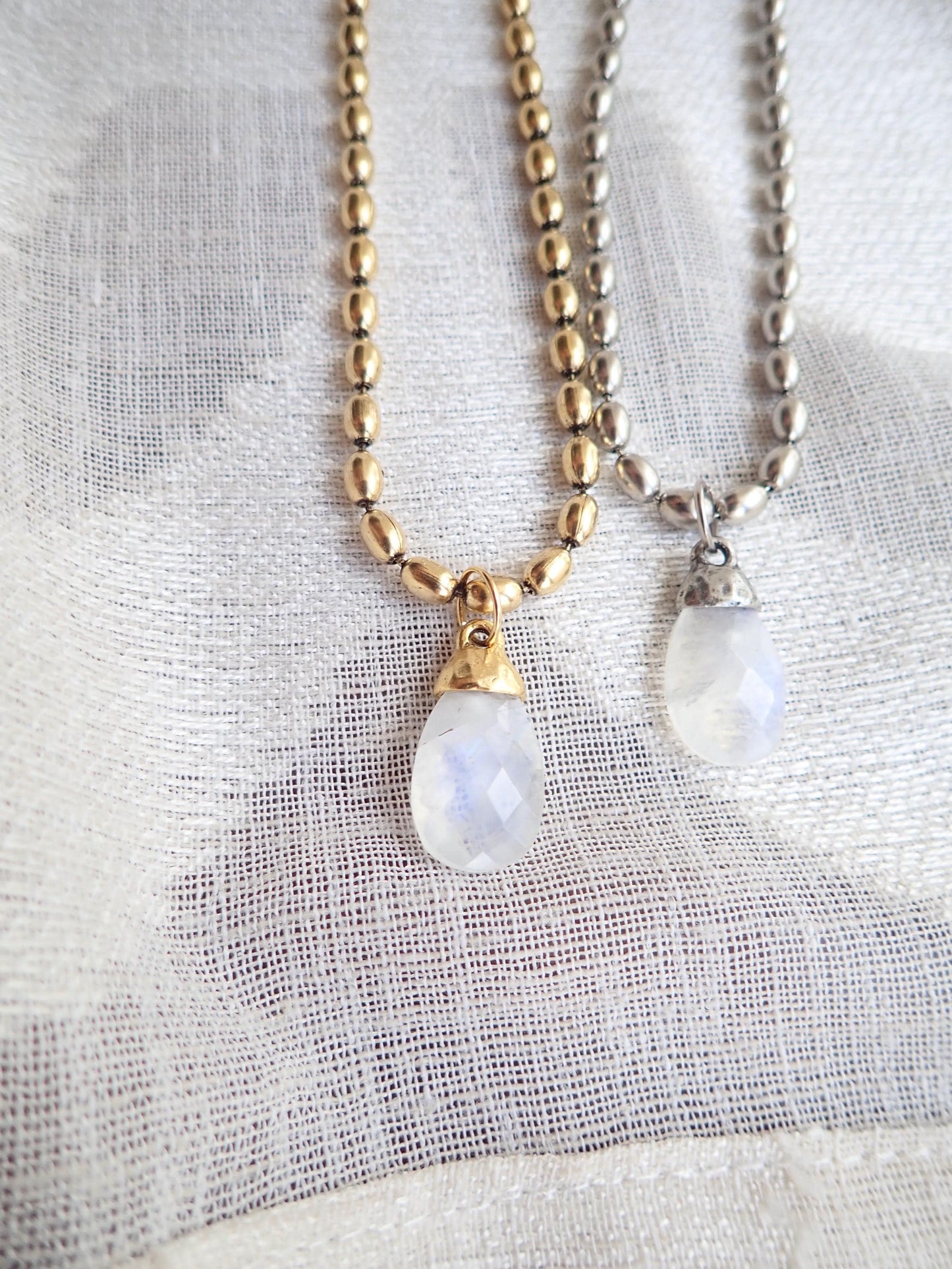 Rainbow Moonstone Pendant Necklace Antique Gold or Silver, June Birthstone Gift, Moonstone Jewelry, Boho Gemstone Necklace,