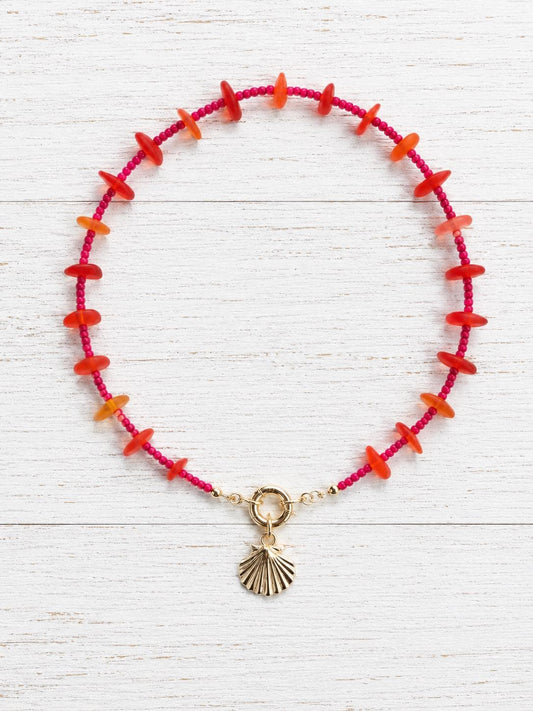 Colorful Beaded Front Clasp Necklace, Coastal Sea Glass Charm Holder Necklace, Dopamine Jewelry, Gold Scallop Charm, Summer Jewelry Gift