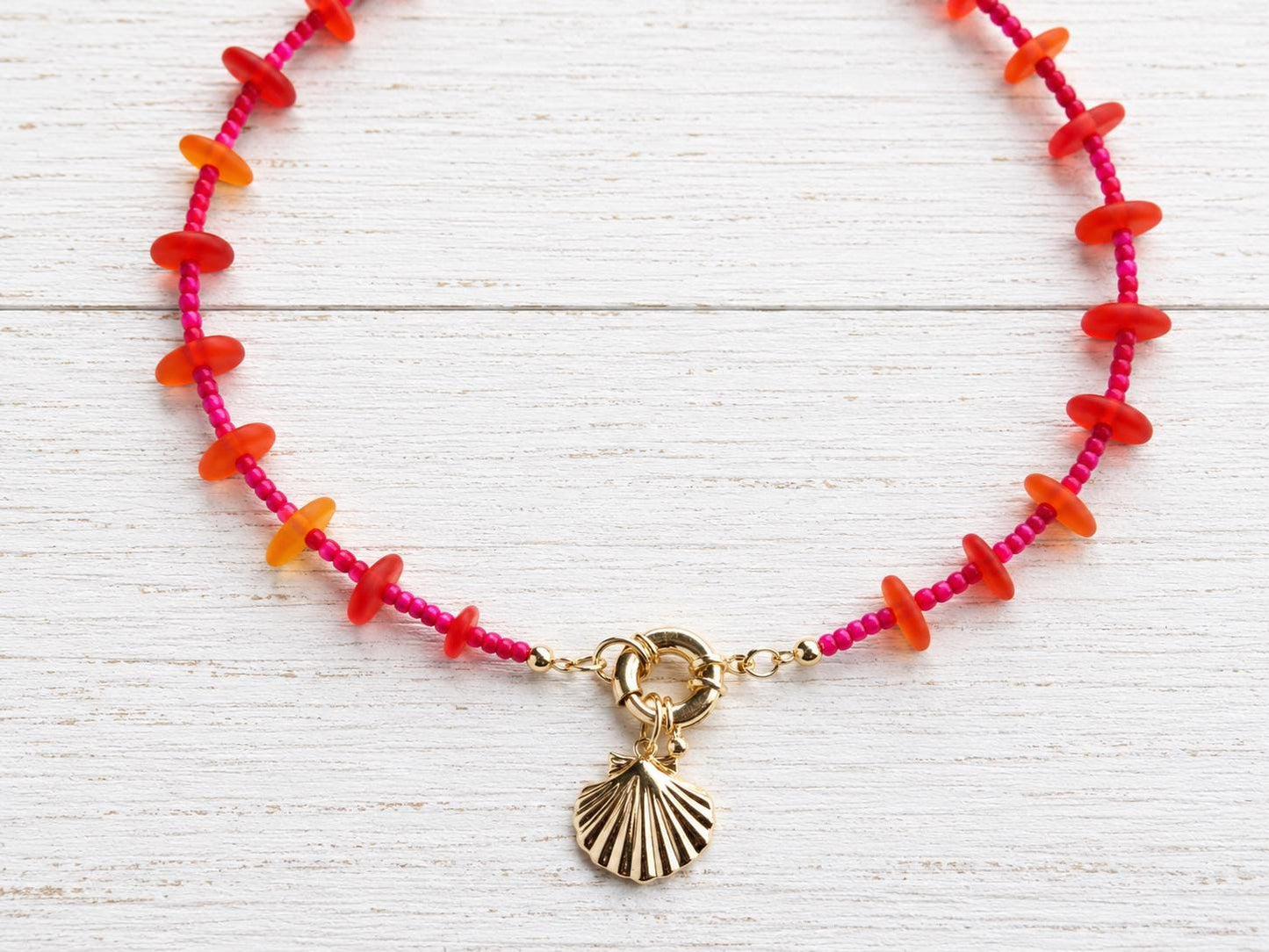 Colorful Beaded Front Clasp Necklace, Coastal Sea Glass Charm Holder Necklace, Dopamine Jewelry, Gold Scallop Charm, Summer Jewelry Gift