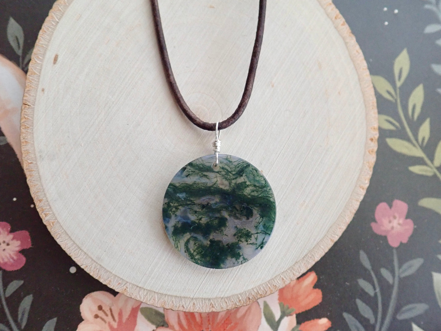 Fangorn Moss Agate Leather Necklace