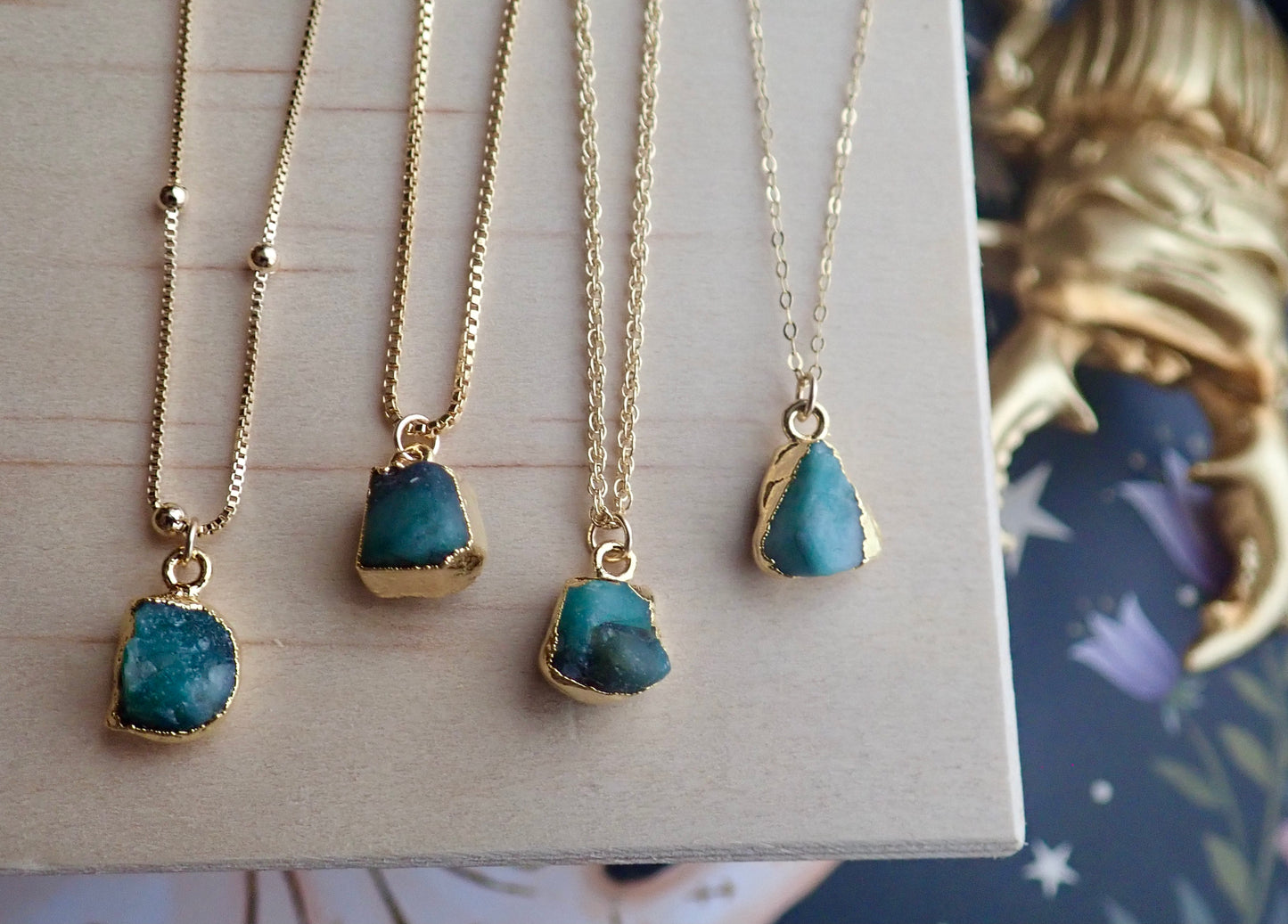 Eos Emerald  Necklace