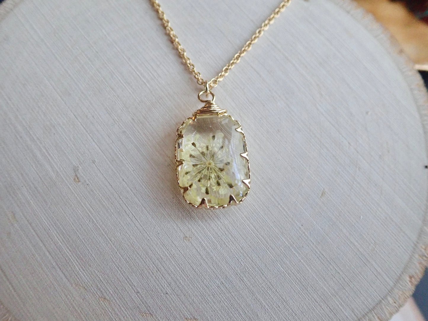 Finley Flower Necklace