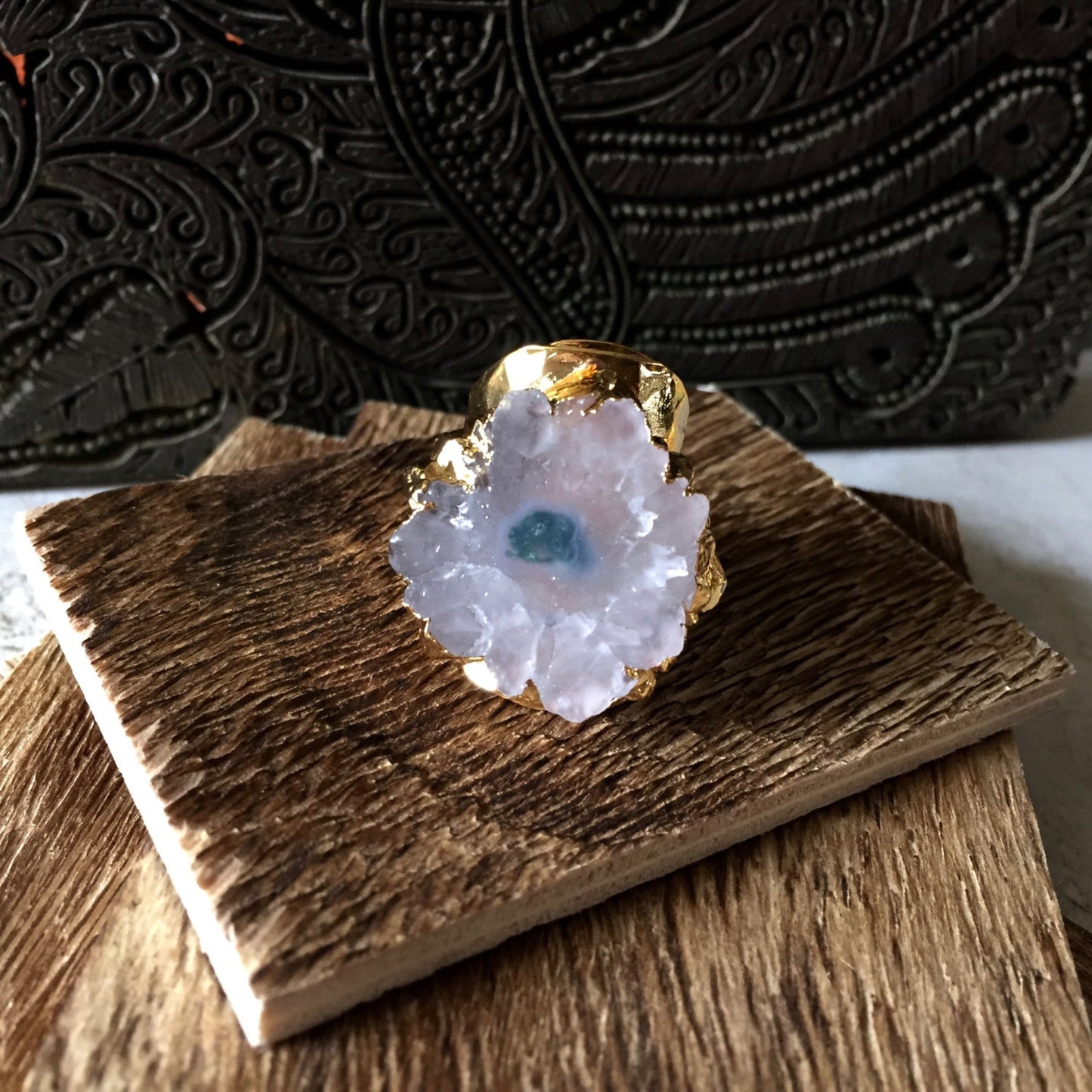 Natura Solar Quartz Ring