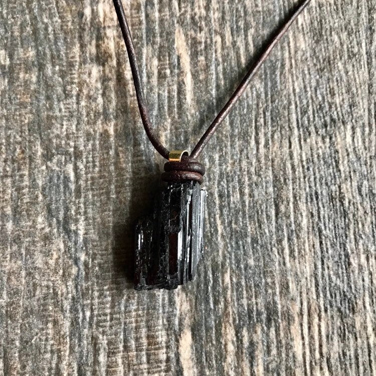 Amazon.com: Black Tourmaline Crystal Pencil Point Pendant Necklace with  Adjustable Cord - Natural Healing Crystals and Stones for Men, Women and  Kids : Clothing, Shoes & Jewelry