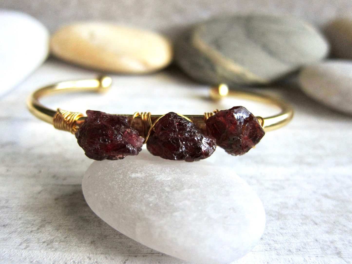 Glendale Garnet Bracelet