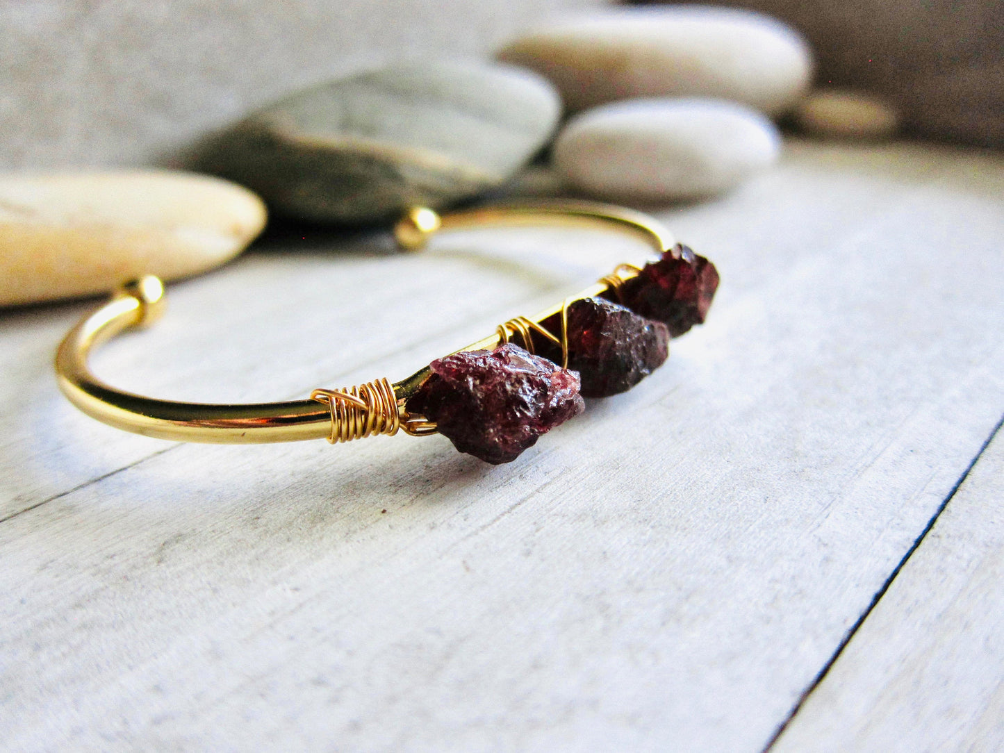 Glendale Garnet Bracelet