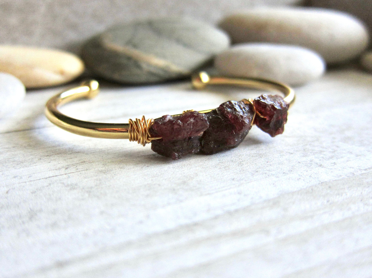 Glendale Garnet Bracelet