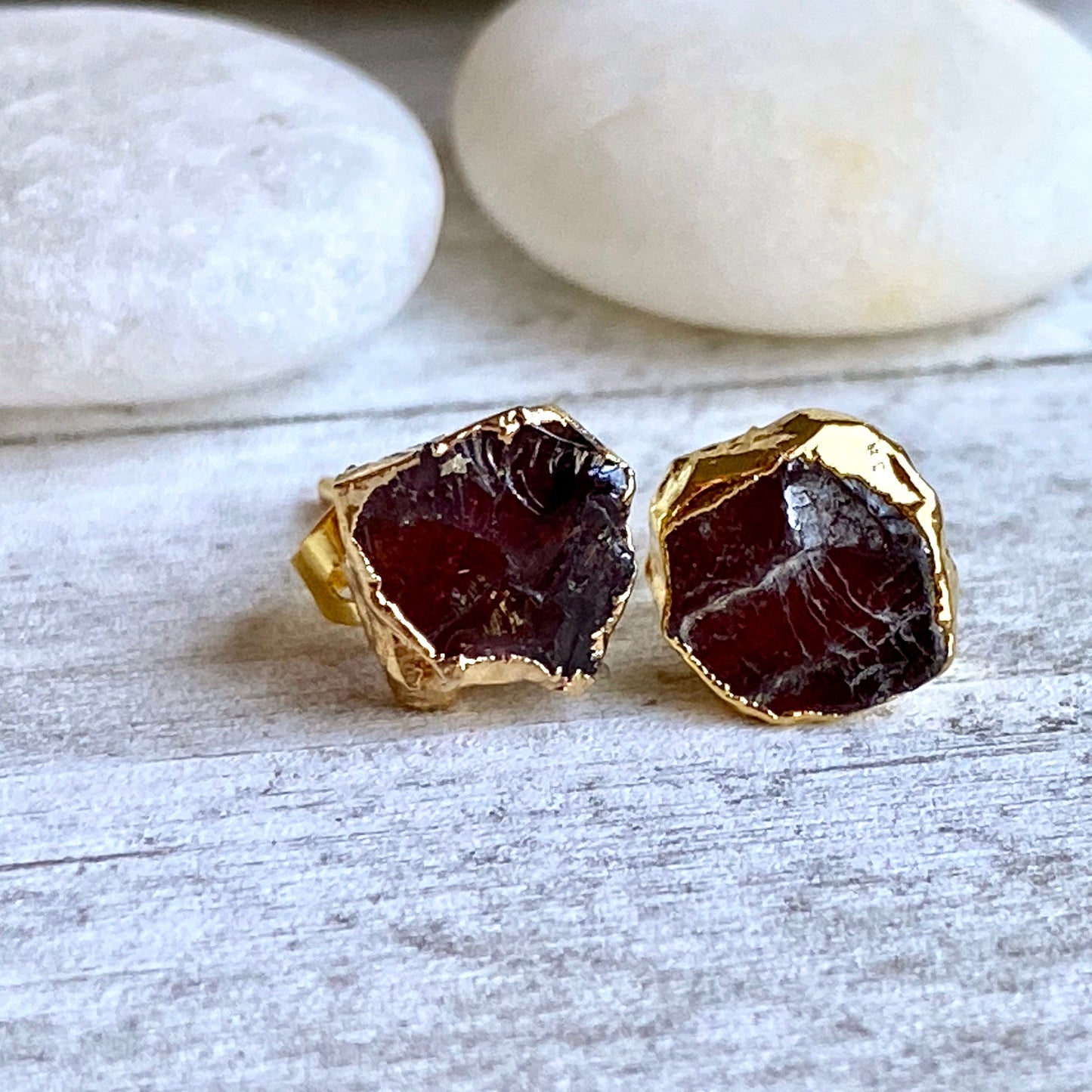 Alto Rioja Raw Garnet Earrings