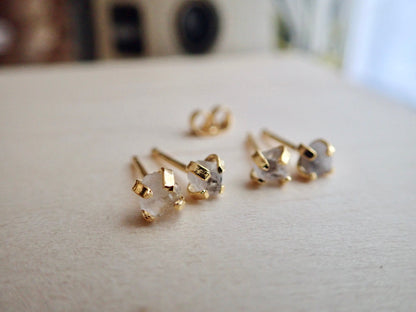 Tiny Herkimer Diamond Earrings, Raw Diamond Earrings,Herkimer Studs,Dainty Earrings,Raw Crystal Earrings,Gemstone Studs, Birthstone Jewelry