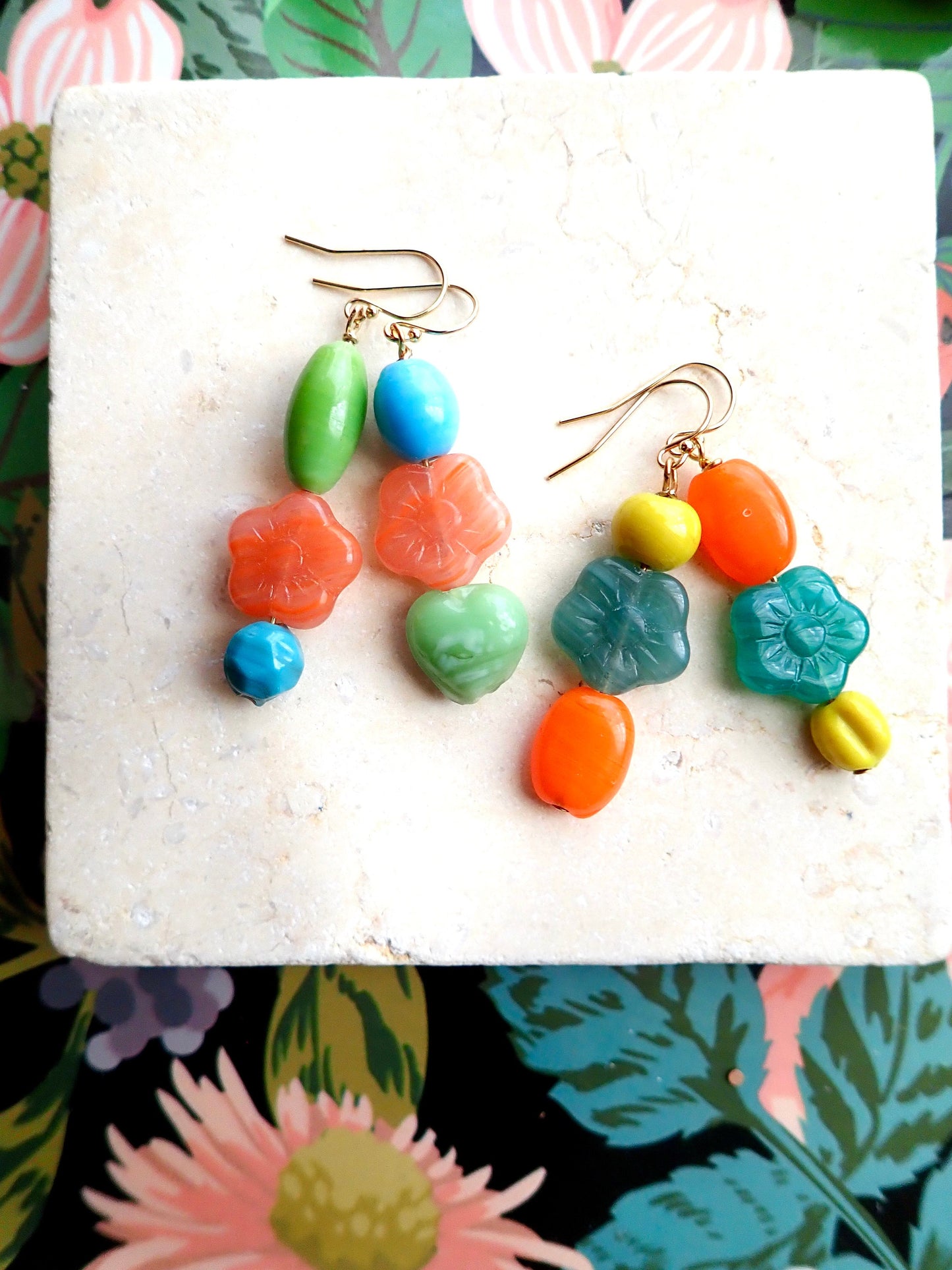 Clamatis Colorful Glass Earrings