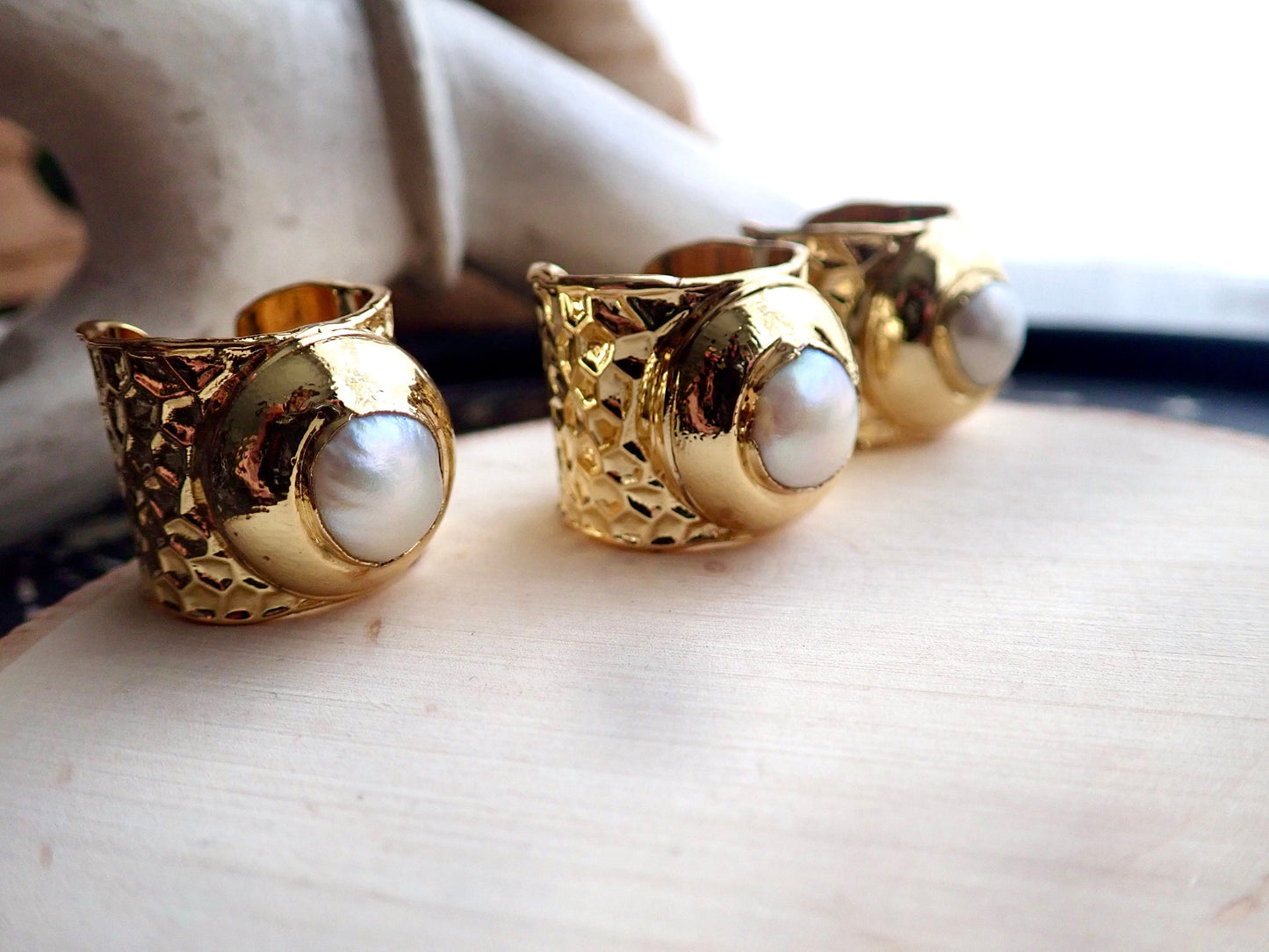 Pangea Gold Pearl Ring