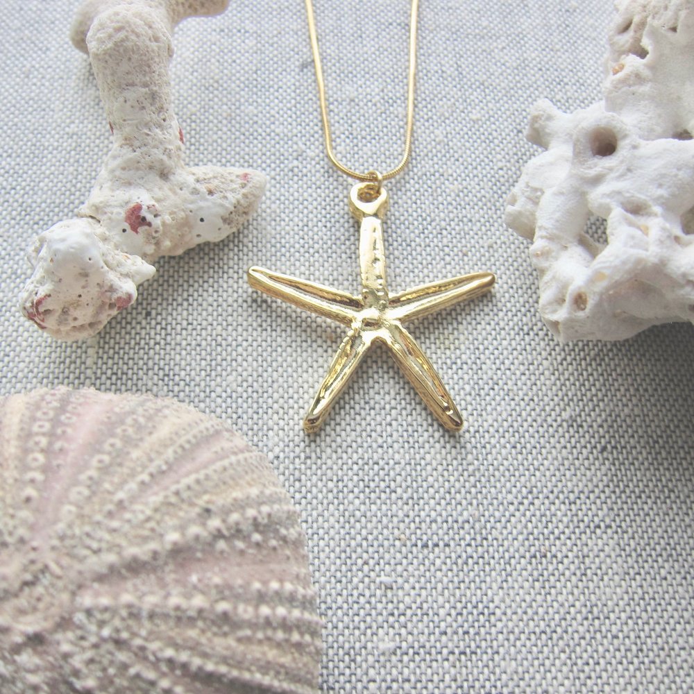 Sea Star Pendant Necklace