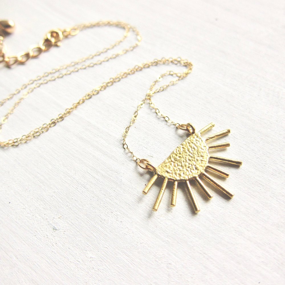 Helio Pendant Necklace